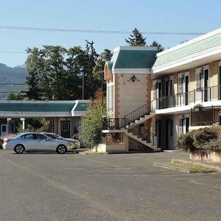 Sequim West Inn Екстериор снимка